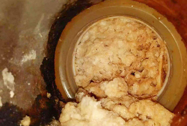 锅炉内壁结垢