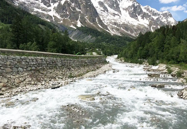 雪山融水水质